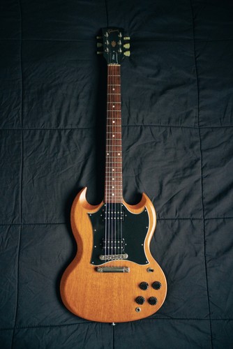 Gibson standard tribute - gibson, sg