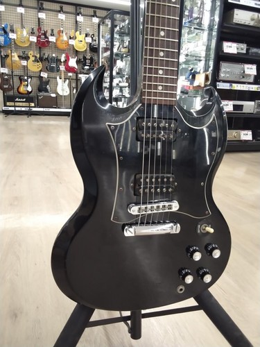 Gibson electric guitar - guitar, sg
