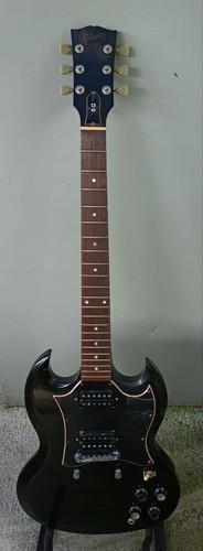 Gibson electric guitar - sg,